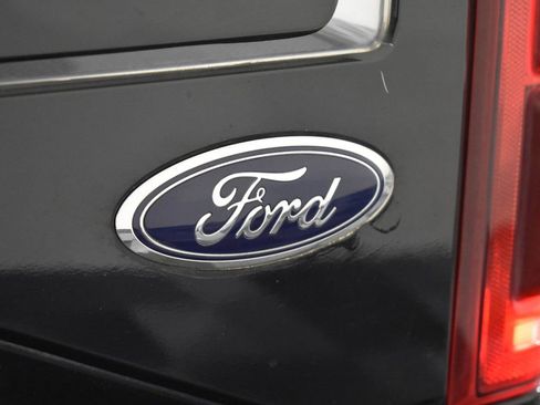 Used 2016 Ford F150 Platinum w/ Equipment Group 701A Luxury image 26