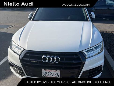 Used 2020 Audi Q5 Prestige w/ Prestige Package image 1