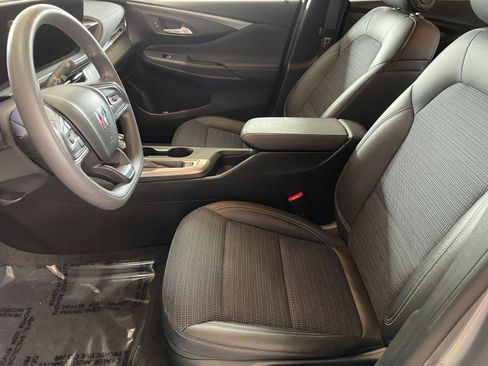 Used 2025 Buick Envista Preferred image 24