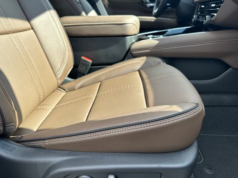 New 2026 Chevrolet Tahoe High Country image 15