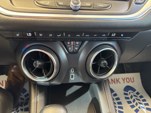 Used 2023 Chevrolet Blazer LT image 23