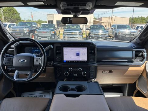 Used 2023 Ford F450 Lariat w/ Tow Technology Package AWD/4WD image 38