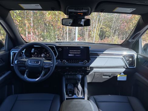 New 2026 GMC Canyon Elevation w/ Convenience Package image 18