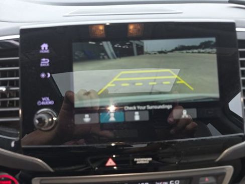 Used 2022 Honda Pilot Touring image 10