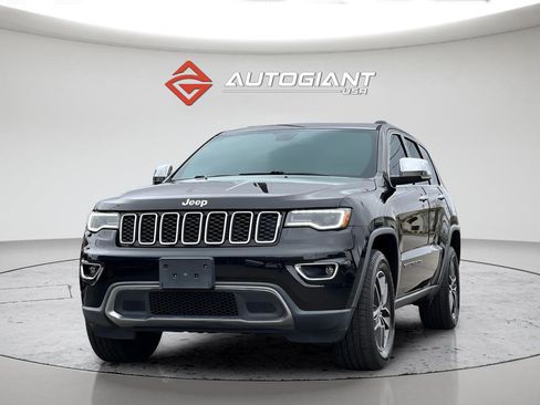 Used 2017 Jeep Grand Cherokee Limited w/ Luxury Group II image 13