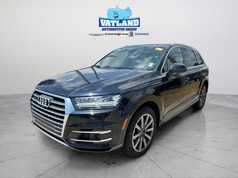 Used 2017 Audi Q7 3.0T Prestige AWD/4WD image 1