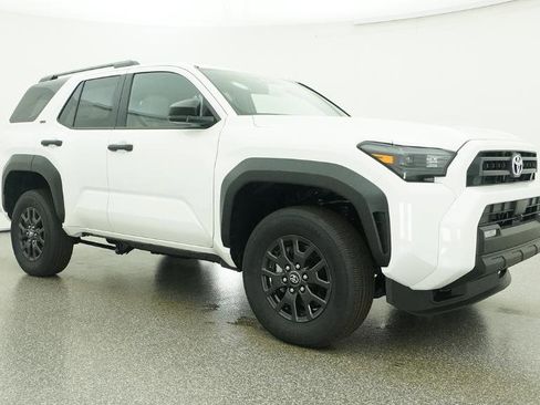 New 2026 Toyota 4Runner SR5 AWD/4WD image 25