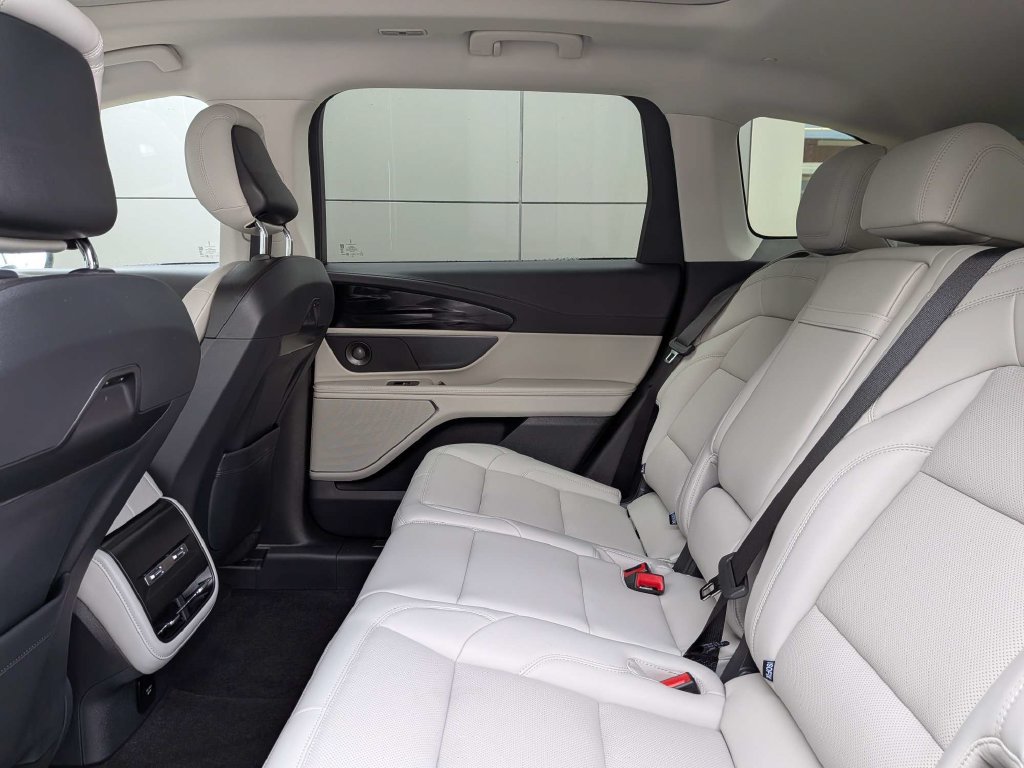 Certified 2026 Lincoln Nautilus Premier w/ Equipment Group 102A AWD/4WD image 14