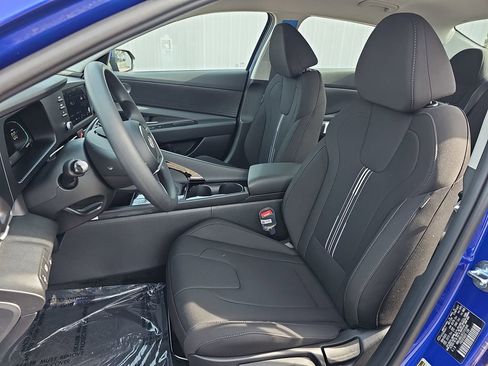 New 2026 Hyundai Elantra Blue image 14