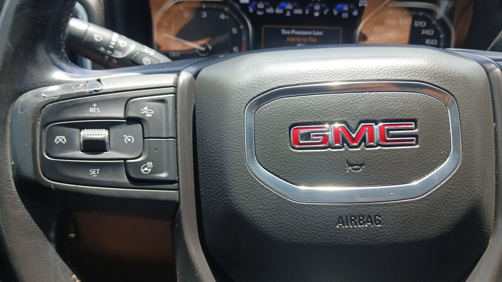 Used 2020 GMC Sierra 1500 AT4 w/ Off Road Performance Package AWD/4WD image 26