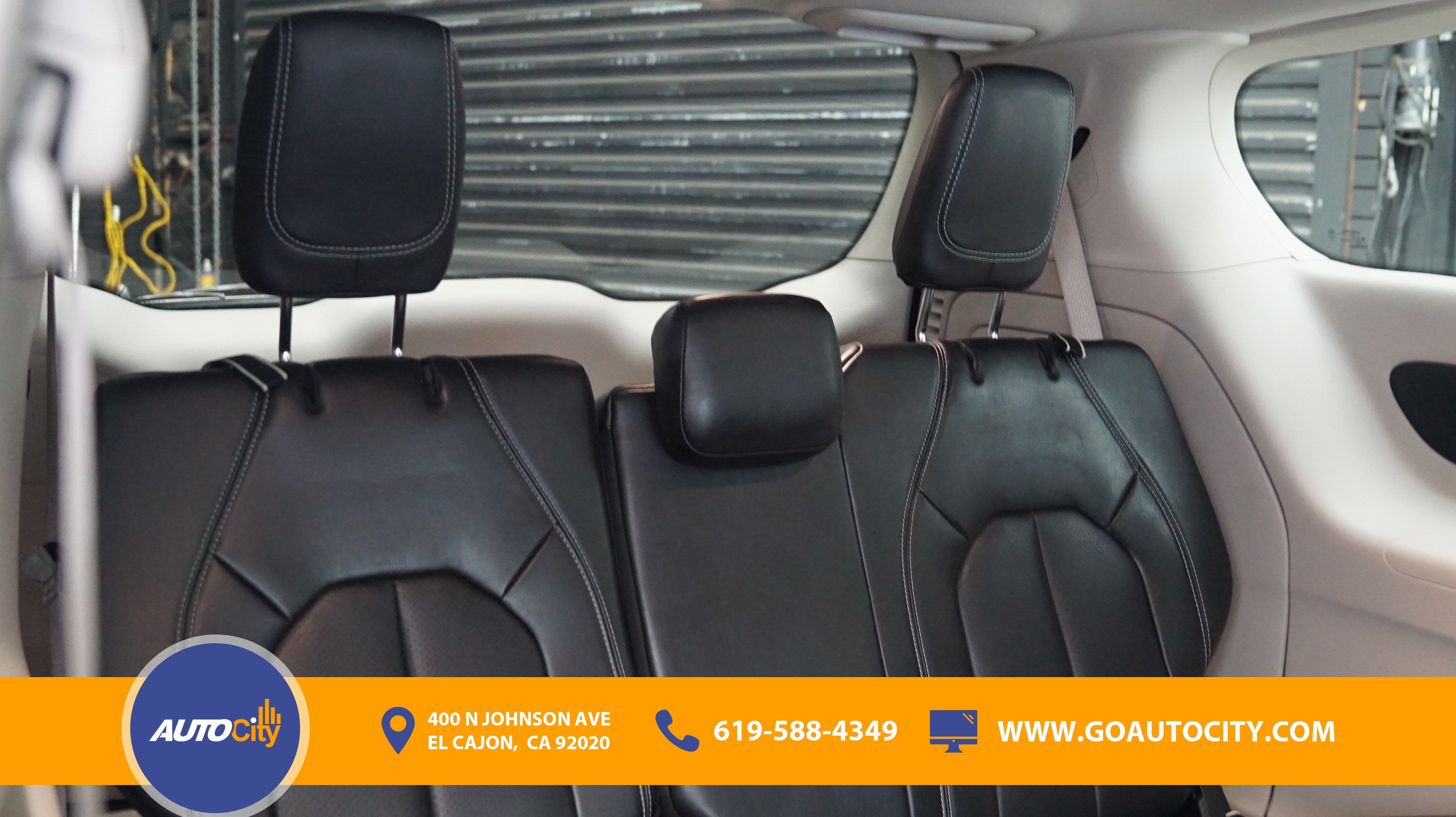 Used 2024 Chrysler Pacifica Limited FWD image 15