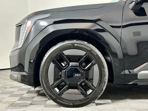 Used 2024 Kia EV9 GT-Line image 11