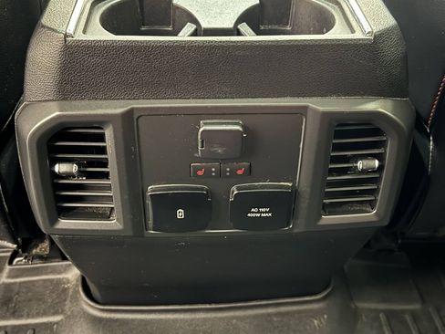 Used 2018 Ford F150 Lariat w/ Equipment Group 502A Luxury AWD/4WD image 26