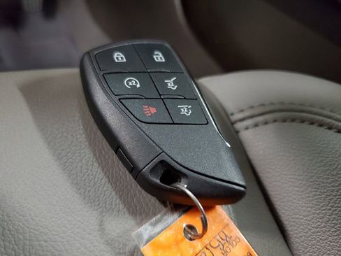 Used 2024 Chevrolet Tahoe LT w/ Luxury Package image 35