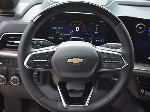 New 2026 Chevrolet Suburban High Country AWD/4WD image 22