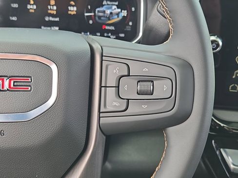 Used 2026 GMC Sierra 2500 AT4 image 26