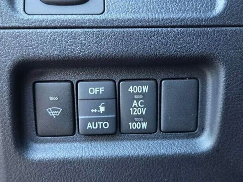 Used 2014 Toyota 4Runner Limited image 28