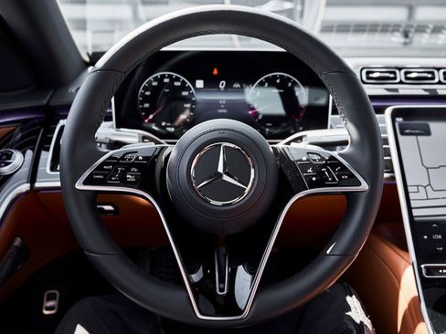 Used 2023 Mercedes-Benz S 580 4MATIC Sedan image 54