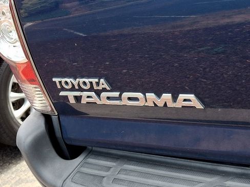 Used 2015 Toyota Tacoma 4x4 Double Cab w/ TRD Sport Package image 8