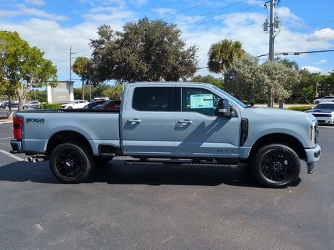 New 2026 Ford F350 Lariat w/ Black Appearance Package image 3