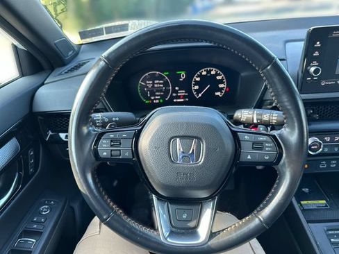 Used 2024 Honda CR-V Sport Touring image 16
