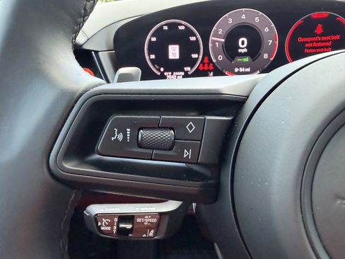 Used 2025 Porsche Cayenne E-Hybrid AWD/4WD image 27