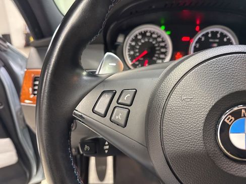 Used 2010 BMW M5 RWD image 21