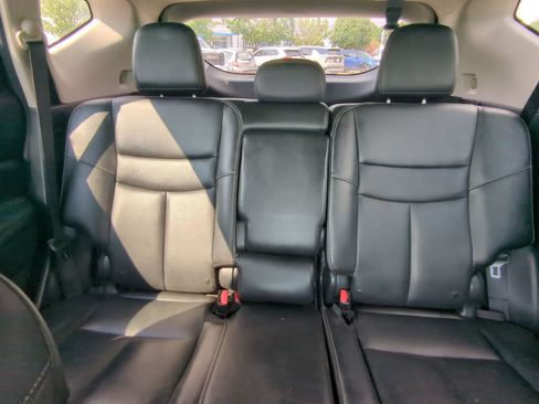 Used 2018 Nissan Murano Platinum FWD image 21