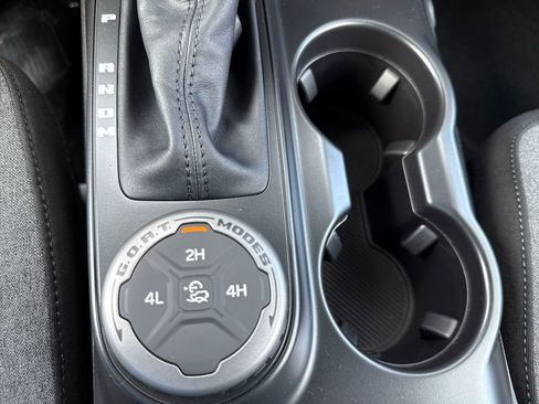 New 2025 Ford Bronco 2-Door image 27