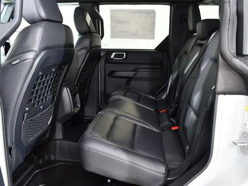 New 2026 Ford Bronco Badlands AWD/4WD image 16