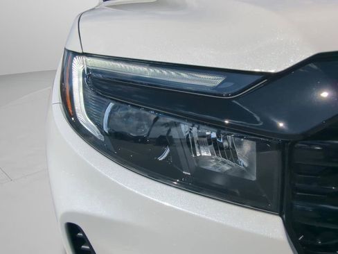 New 2026 Honda Ridgeline Black Edition image 10