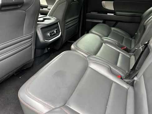Used 2025 Ford Expedition Max Active image 11