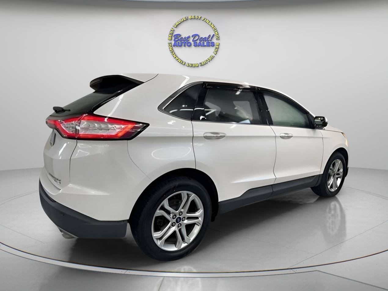 Used 2018 Ford Edge Titanium w/ Technology Package FWD image 5