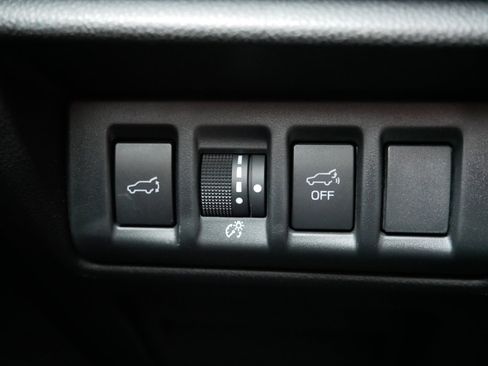 Used 2024 Subaru Outback Premium AWD/4WD image 26
