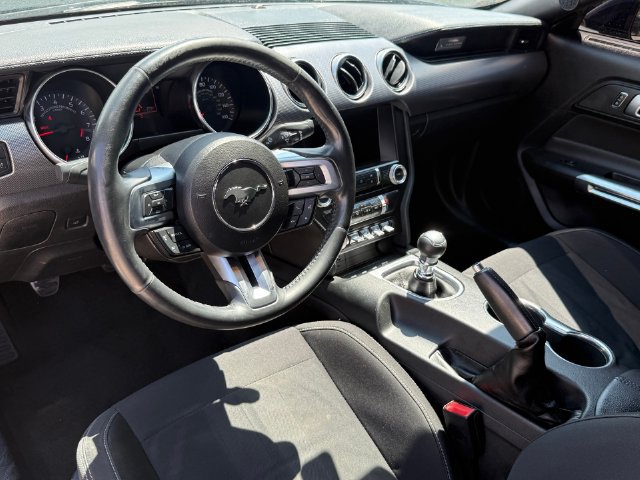Used 2018 Ford Mustang GT w/ Black Accent Pkg RWD image 12