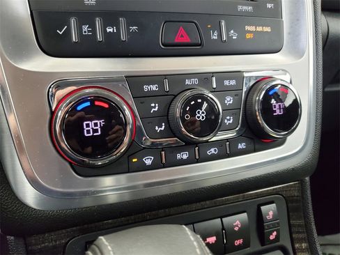 Used 2017 GMC Acadia Limited SLT image 24