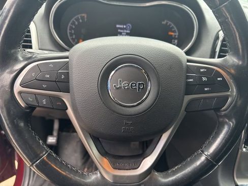 Used 2019 Jeep Grand Cherokee Altitude image 20