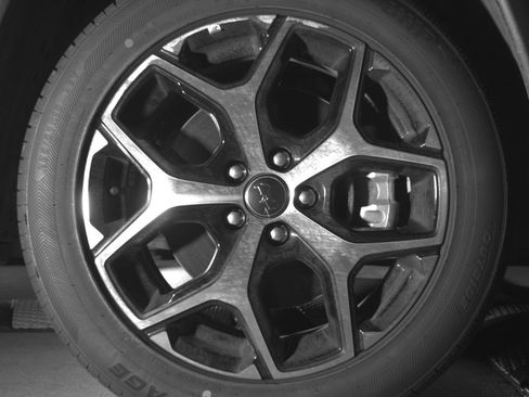 Used 2025 Jeep Compass Limited image 13