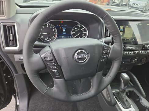 New 2026 Nissan Frontier SV w/ SV Convenience Package AWD/4WD image 34