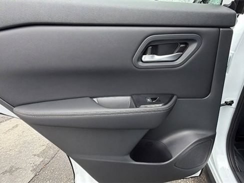 New 2026 Nissan Rogue SV image 14