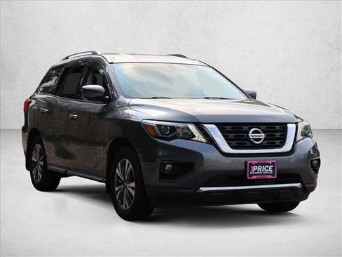 Used 2018 Nissan Pathfinder SV AWD/4WD image 3