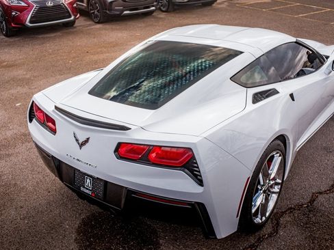 Used 2018 Chevrolet Corvette Stingray Coupe w/ 2LT Preferred Equipment Group image 10