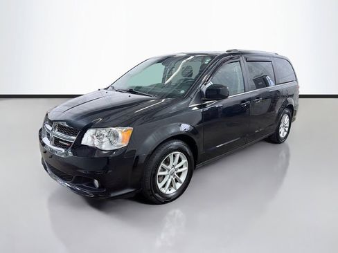 Used 2019 Dodge Grand Caravan SXT FWD image 6