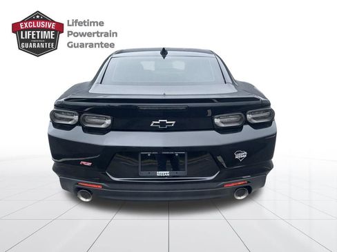Used 2023 Chevrolet Camaro LT w/ RS Package image 4