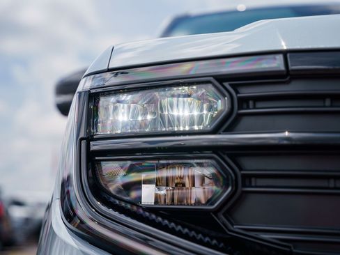 New 2027 Ford Expedition Active RWD image 8