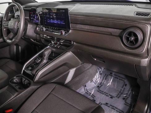 Used 2024 Chevrolet Colorado Trail Boss w/ Technology Package image 42