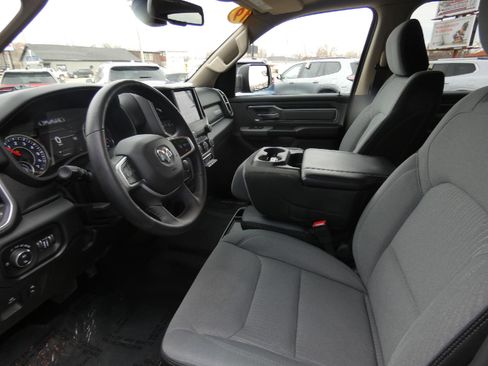 Used 2019 RAM 1500 Big Horn image 12