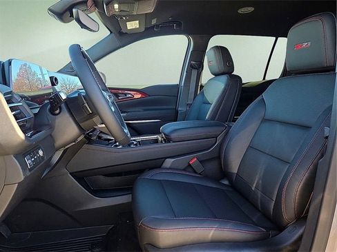 New 2026 Chevrolet Traverse Z71 w/ Enhanced Driving Package image 17