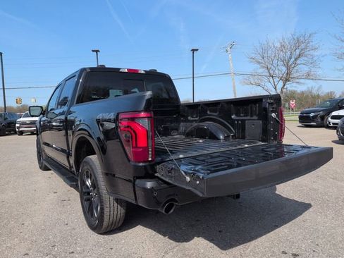 Used 2025 Ford F150 Lariat w/ Equipment Group 502A High AWD/4WD image 17