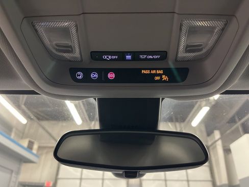 Used 2020 Chevrolet Equinox LT image 26